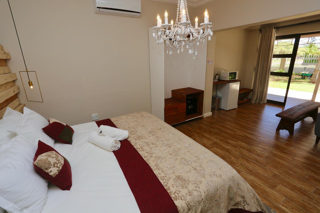 Boutique Guesthouse Mariental Exterior foto